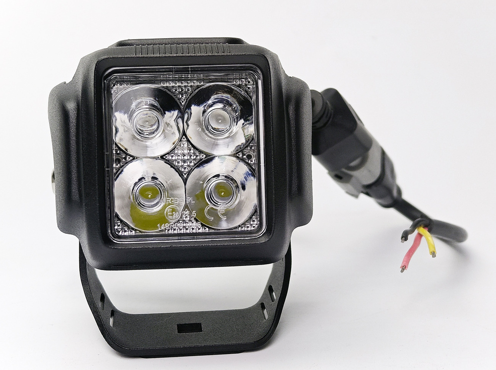 Lampa LED robocza 4" DSA-418– mocne i niezawodne oświetlenie off-road