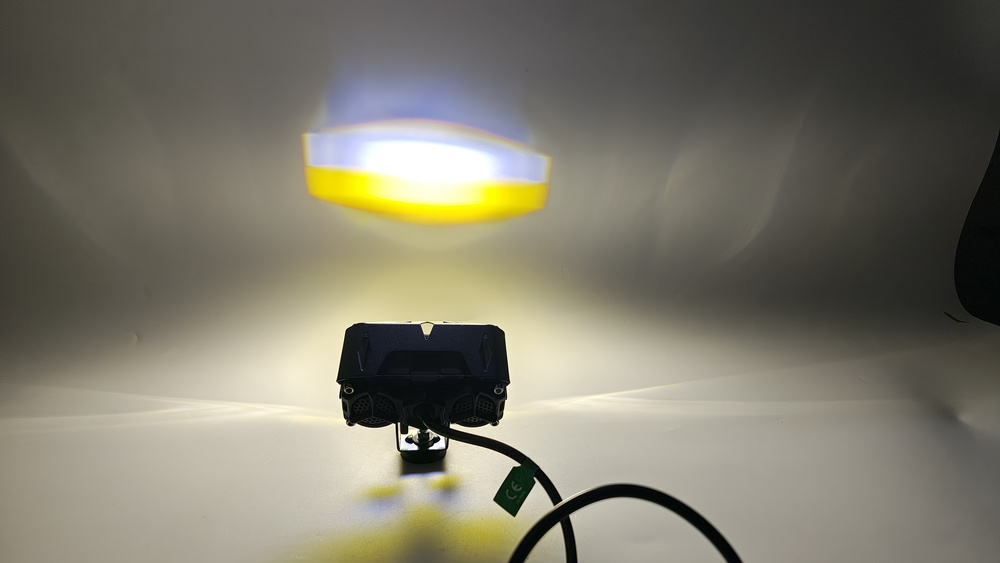 Lampa motocyklowa 2 kolorowa LR-3HP