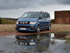 Zestaw dwóch lamp LAZER ST4 Evolution z systemem montażu w fabrycznym grillu - Volkswagen T6 (2015 -)