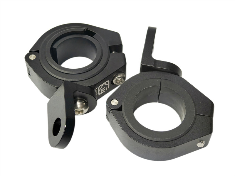 Uchwyt na lampę  solidny, regulowany  2 sztuki