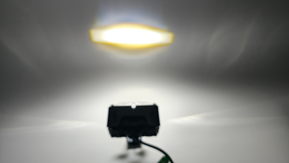 Lampa motocyklowa 2 kolorowa LR-3HP