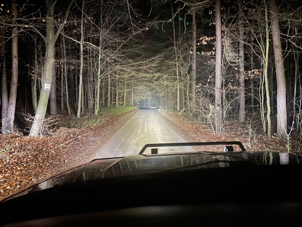 Halogeny dalekosiężne led 3,5" VisionMax-DX9941 2 sztuki z wiązką