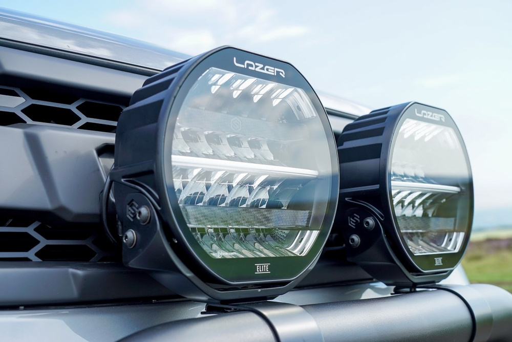 LAZER Sentinel 9'' Chrome ze światłami pozycyjnymi – okrągła lampa LED