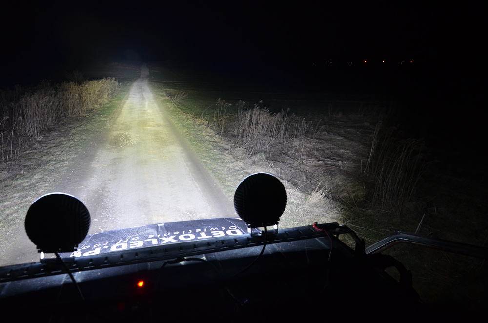 Lampy dalekosiężne led DX-140-DRL