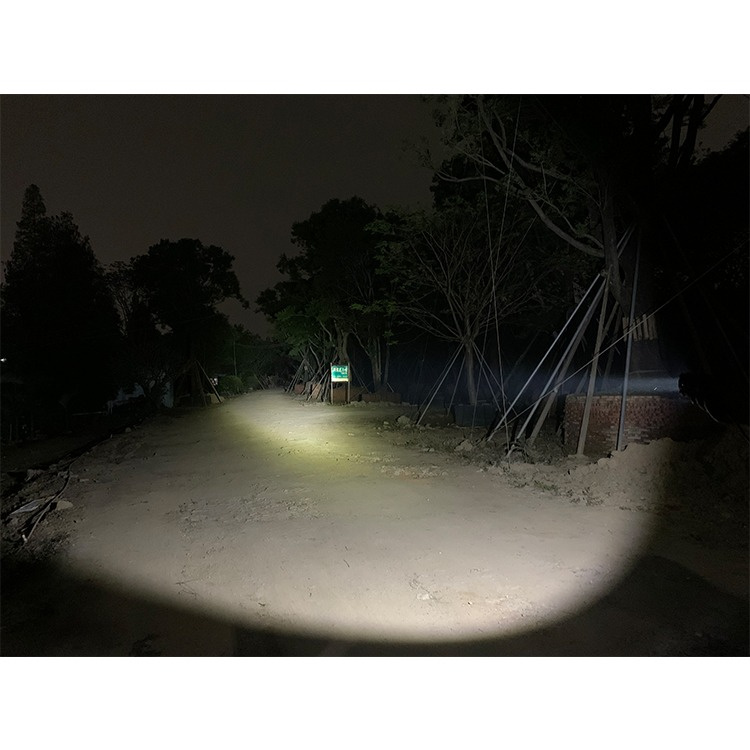 Lampa robocza led YEW-25 25W biała