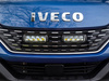 Zestaw dwóch lamp LAZER TRIPLE-R 750 Elite (Gen2) z systemem montażu w fabrycznym grillu - Iveco Daily (2019 -)