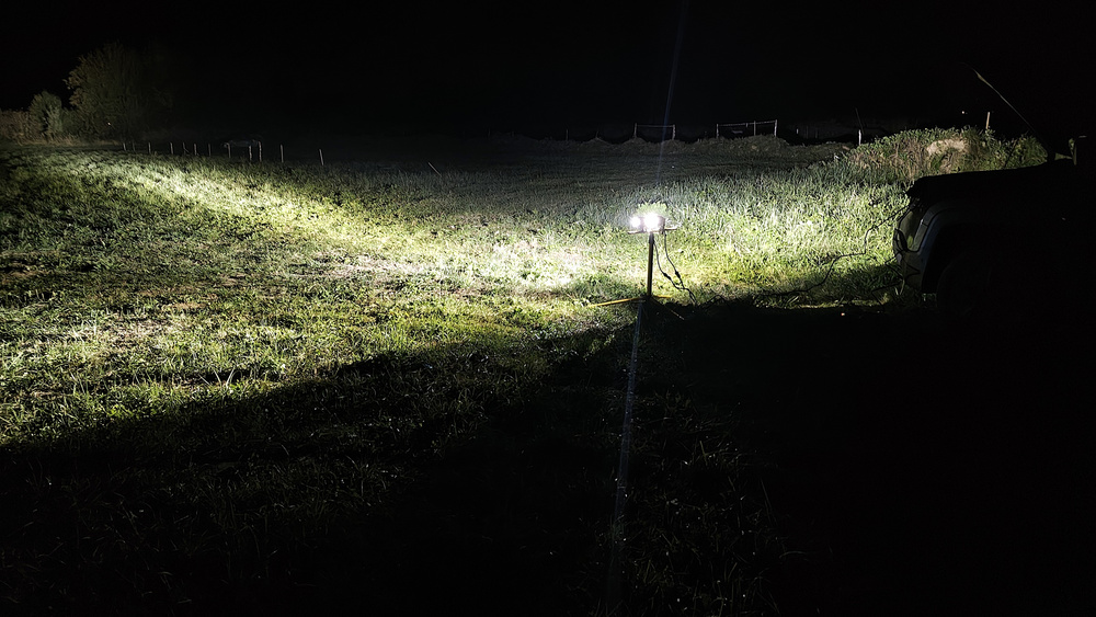 Halogeny dalekosiężne led 3,5" VisionMax-DX9941 2 sztuki z wiązką